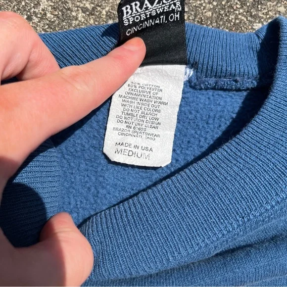 Vintage Blue Mickey Mouse Disney Crewneck Sweatshirt Size Medium Used - Picture 4 of 5